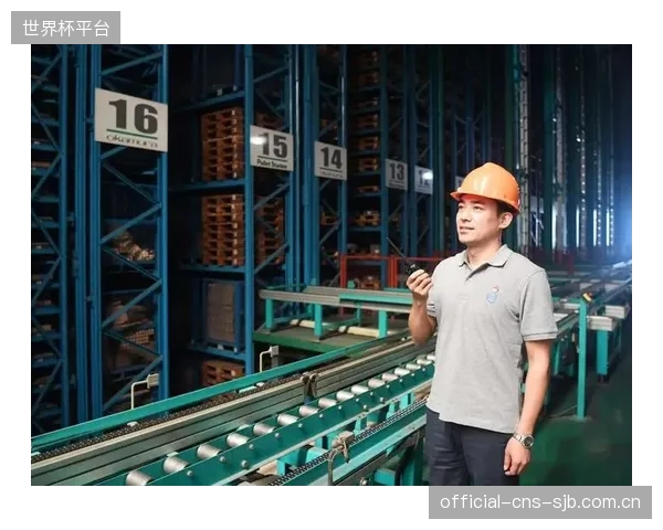 告别人工滚涂时代，高压无气喷涂划线技术正在定义体育馆地坪施工的新效率基准